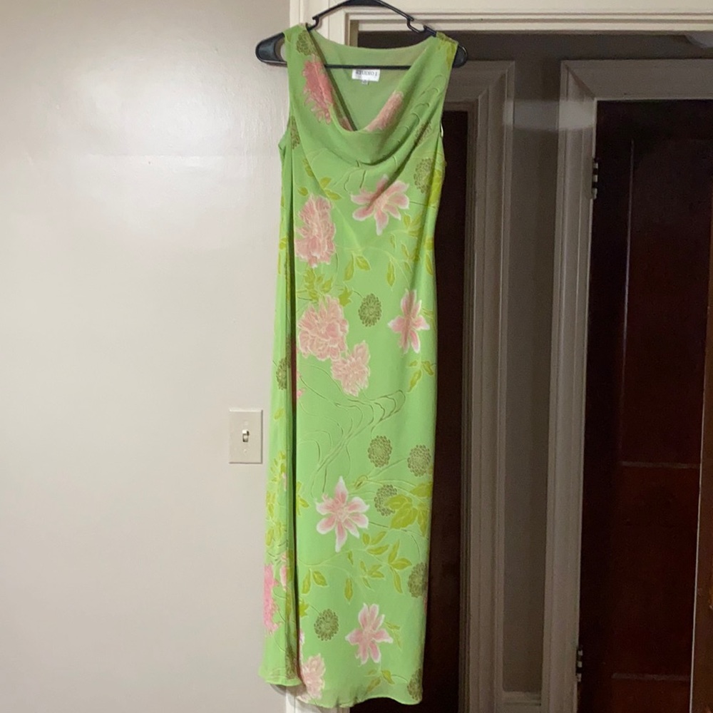 Beautiful floor length summer dress.